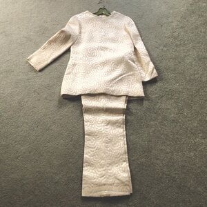 Vintage damask textured ivory pant suit